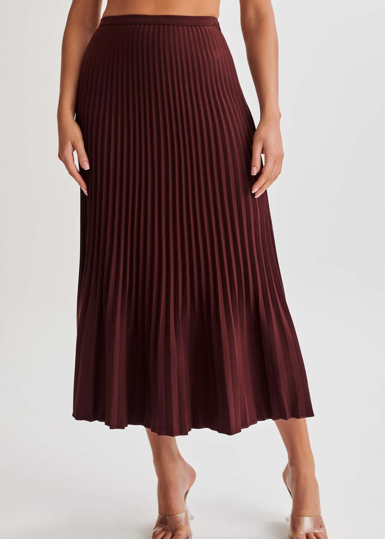 Pleated Long Skirt in Solid Color | Ideal for Summer