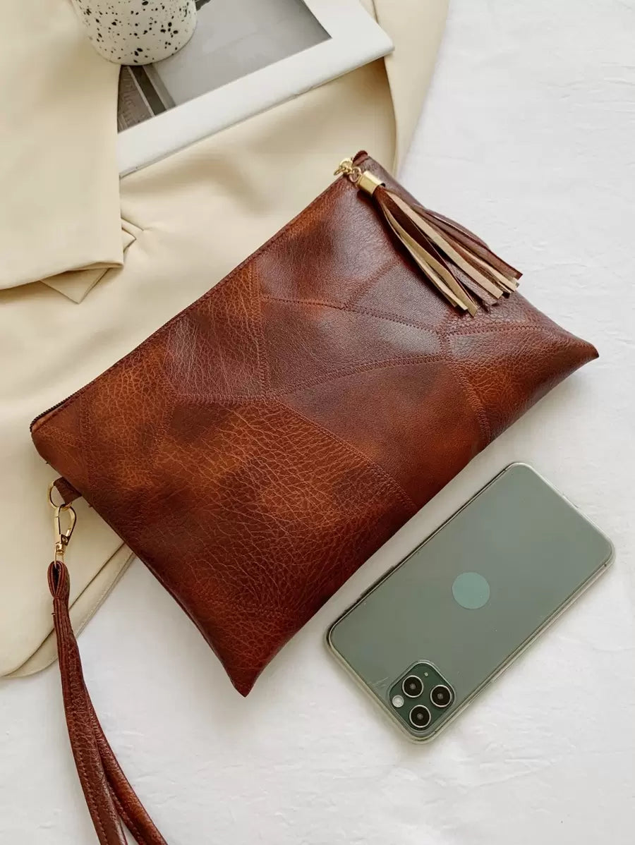 Irene – Retro Chic Embossed Wristlet Bag