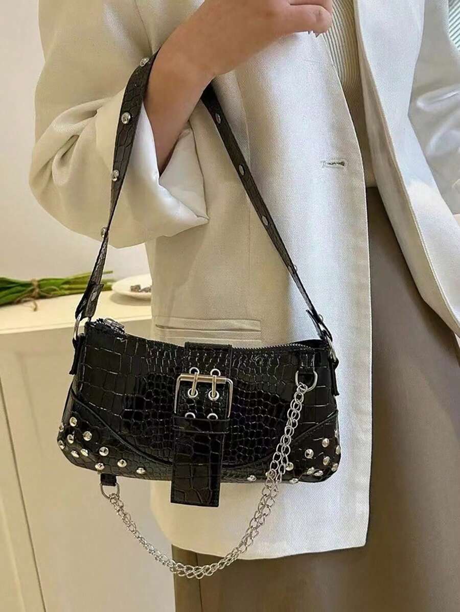 Irene – Vintage Crescent Motorcycle Shoulder Bag