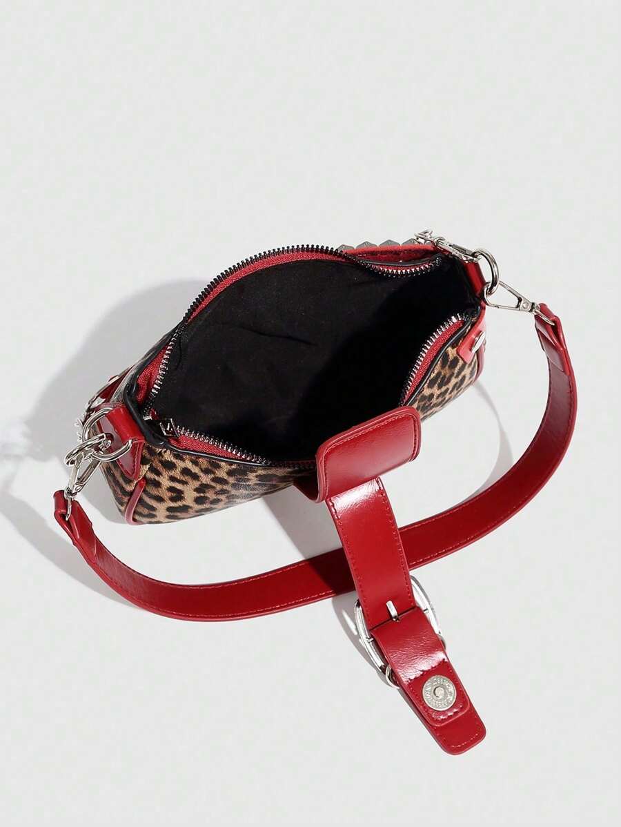 Irene – Star & Moon Chain Crossbody Bag